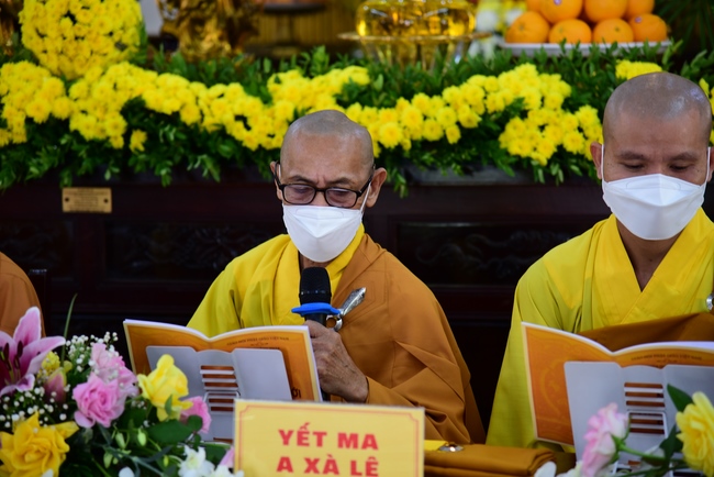 Lễ truyền giới Sa di Phương Trượng